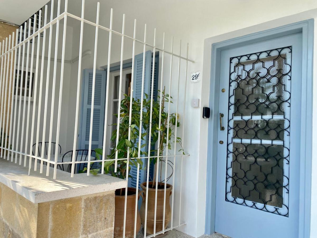 Liberty House - Central Two Bedroom Apartments Nicosia Esterno foto